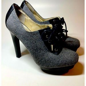Michael Kors high heel wool grey platform shoes size 11.